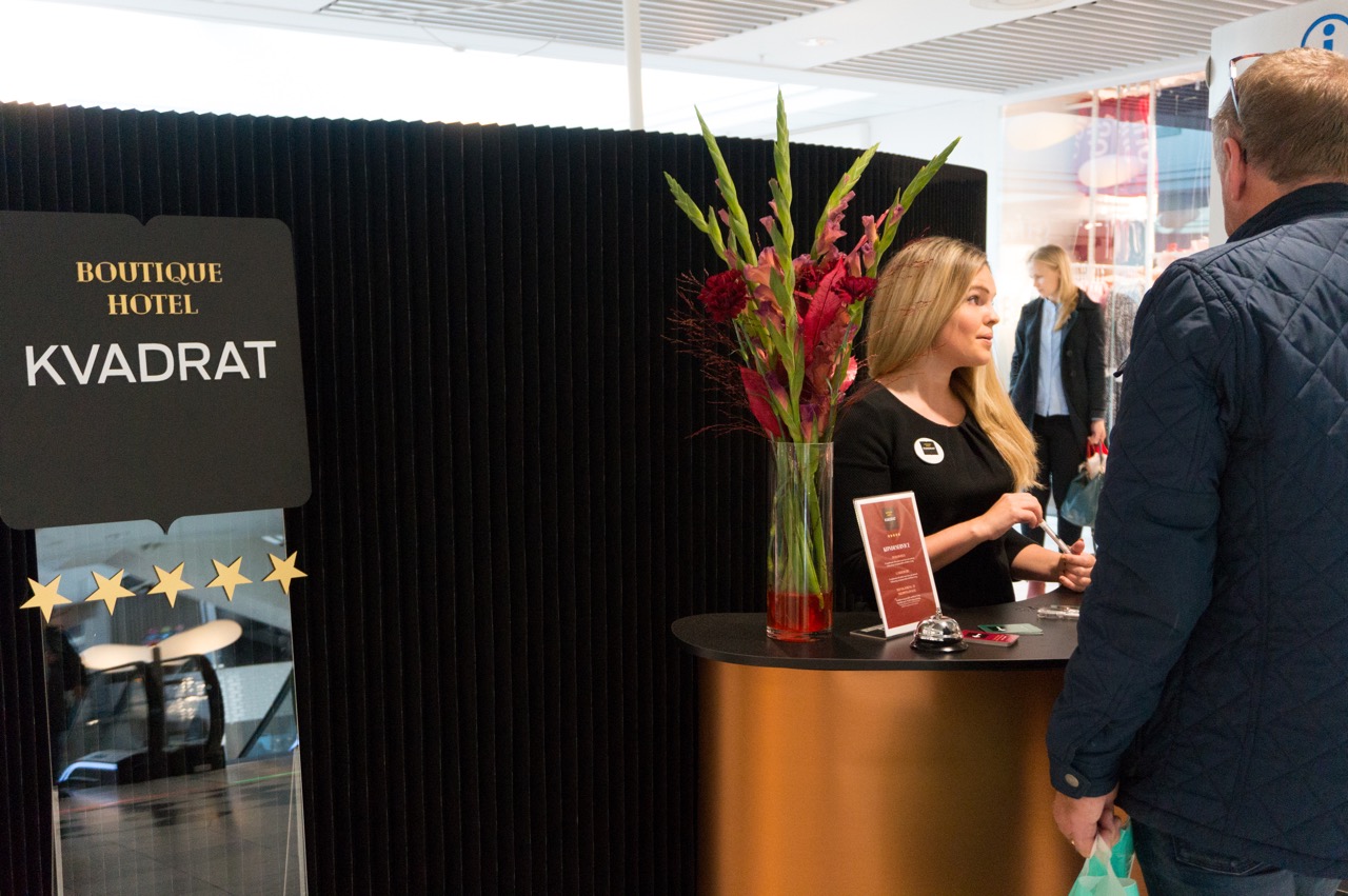 Resepsjonsområde på Boutique Hotel Kvadrat